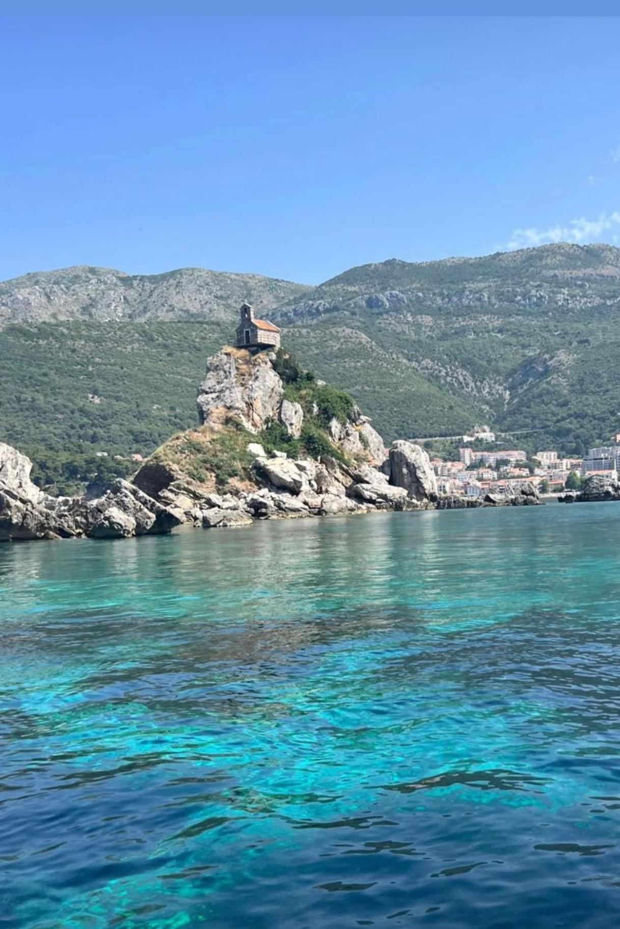 Bay View Apartments Petrovac ภายนอก รูปภาพ
