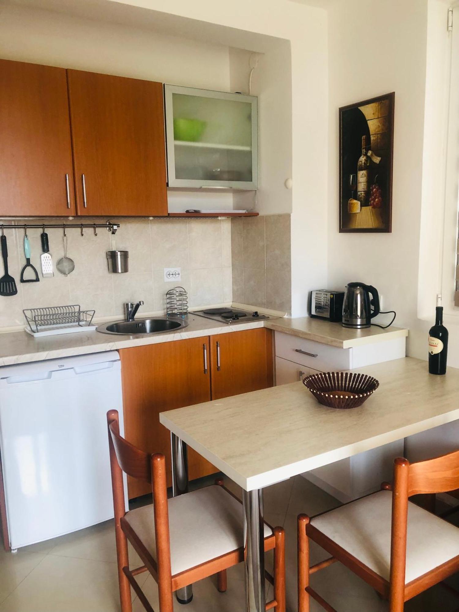 Bay View Apartments Petrovac ภายนอก รูปภาพ