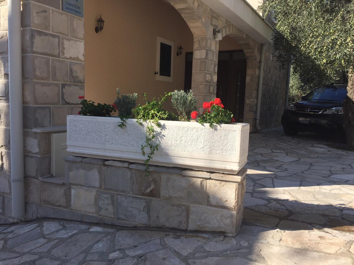 Bay View Apartments Petrovac ภายนอก รูปภาพ